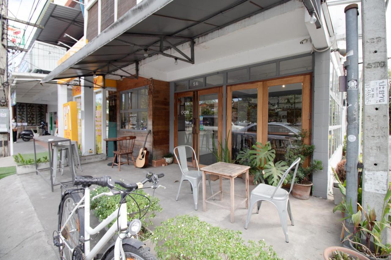 Oon Poshtel X Cafe Hostel เชียงใหม่ ภายนอก รูปภาพ