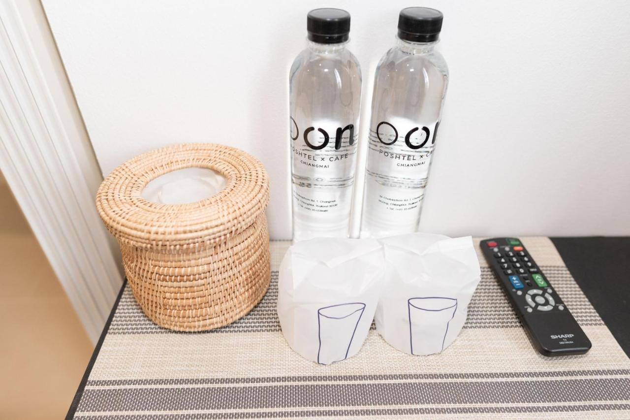 Oon Poshtel X Cafe Hostel เชียงใหม่ ภายนอก รูปภาพ